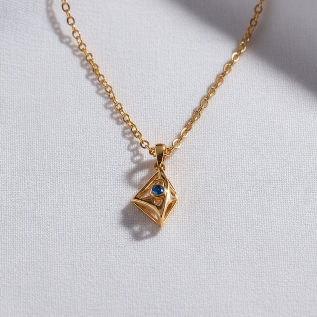 Gold Iconic Small Necklace